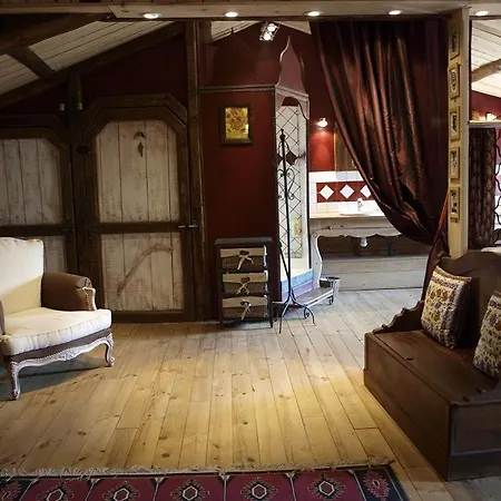 Notre Bergerie Bed & Breakfast *