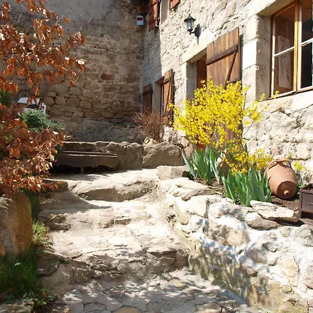 Notre Bergerie Bed & Breakfast *